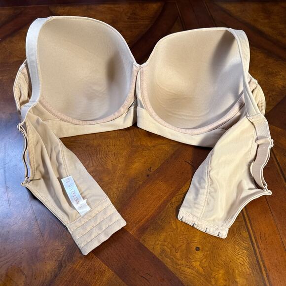 Caciqui 42D Beige Lightly Lined Full Coverage Underwire 4 Clasps Bra - Picture 4 of 5
